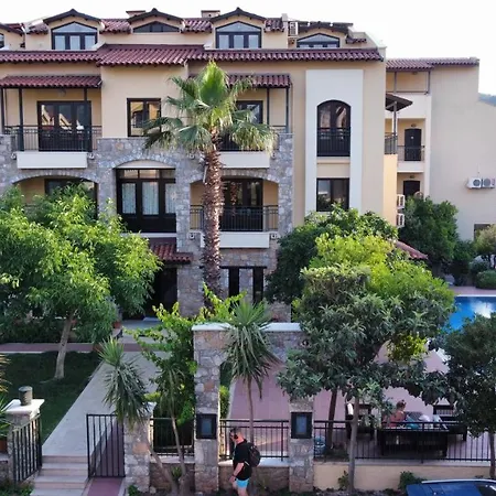 Neighbours * Marmaris