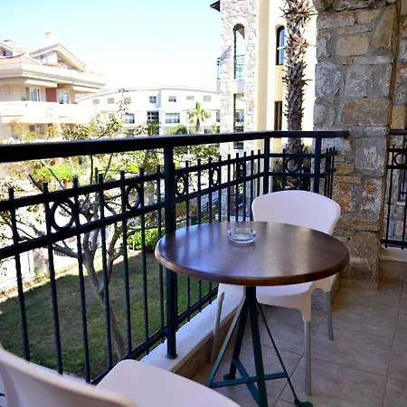 Daire Neighbours Marmaris